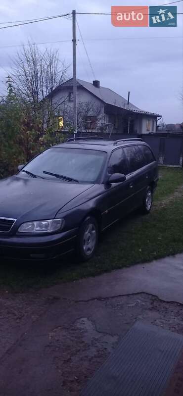 Opel Omega 1995 Opel Omega 1995