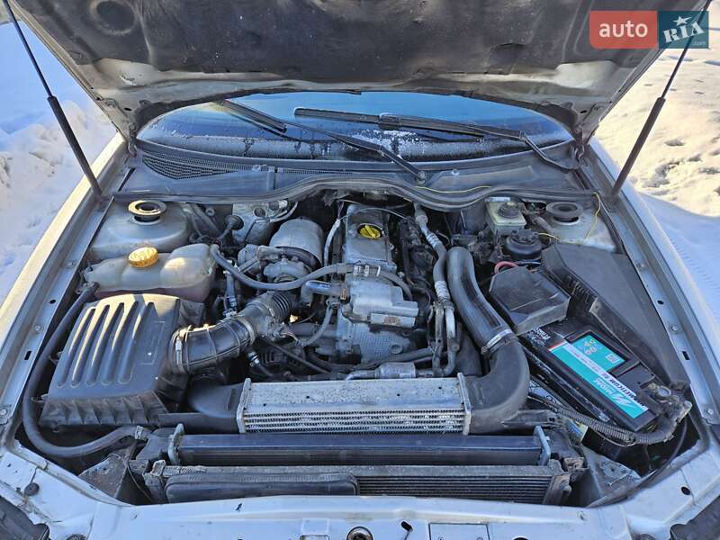 Универсал Opel Omega 2003 в Ровно