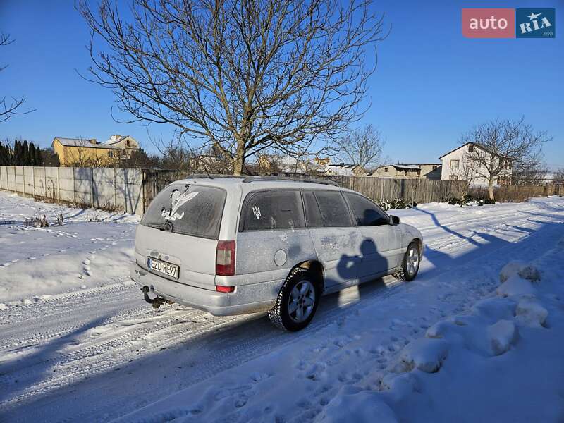 Универсал Opel Omega 2003 в Ровно