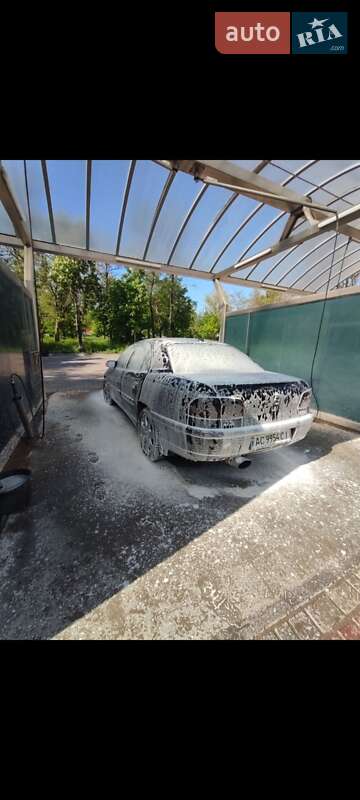 Седан Opel Omega 1995 в Ладижині