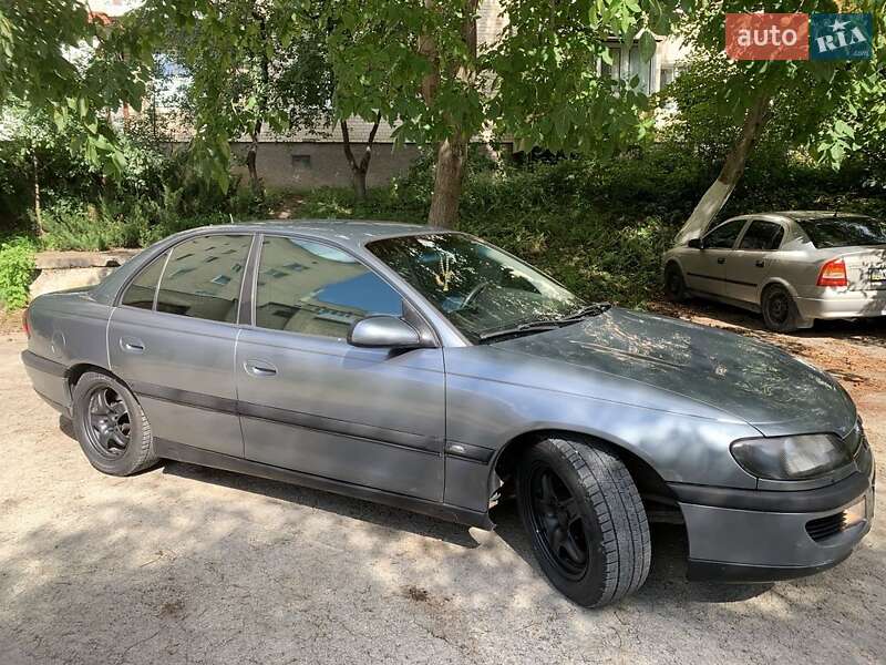 Седан Opel Omega 1997 в Каменец-Подольском