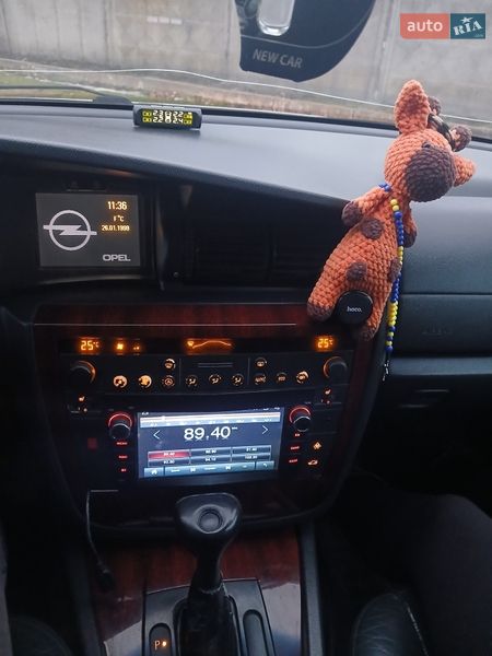 Седан Opel Omega 2002 в Новомиргороде