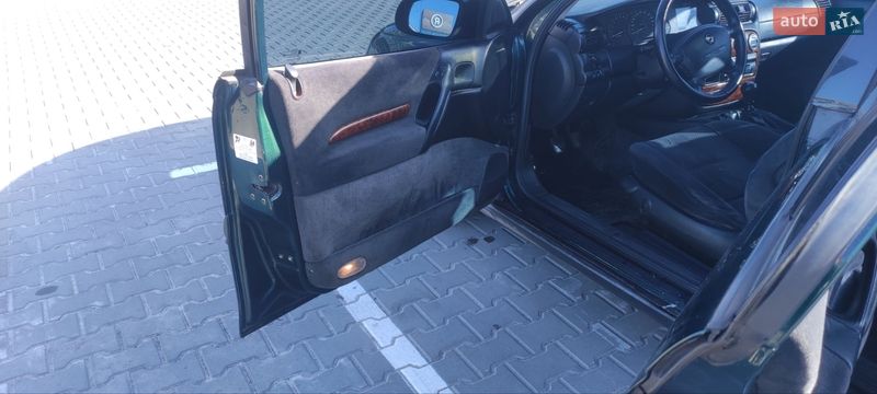 Седан Opel Omega 1999 в Киеве