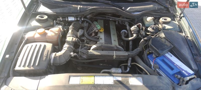 Седан Opel Omega 1999 в Киеве