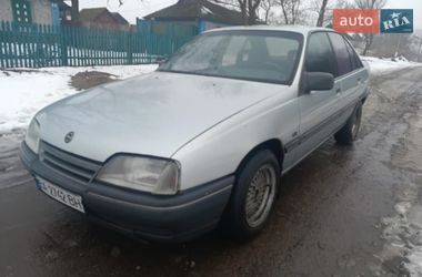 Седан Opel Omega 1988 в Кропивницком