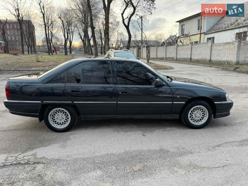 Седан Opel Omega 1992 в Дніпрі