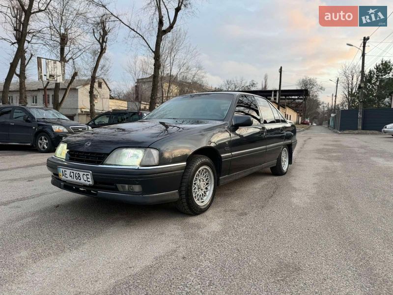 Седан Opel Omega 1992 в Дніпрі