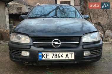 Седан Opel Omega 1994 в Каменском