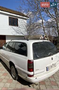 Універсал Opel Omega 1995 в Богуславі