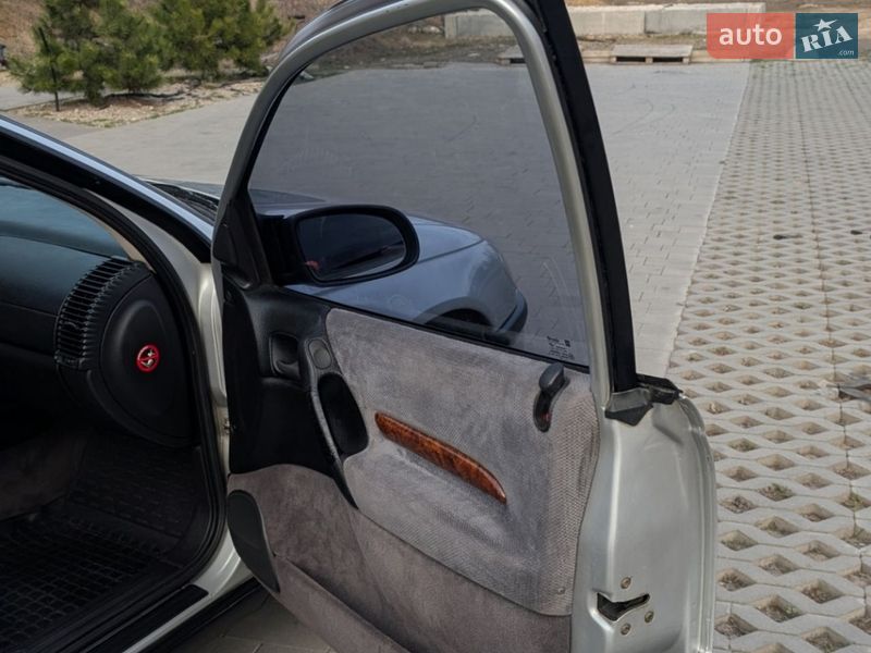 Седан Opel Omega 1996 в Хмельницком