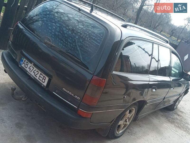 Універсал Opel Omega 1996 в Бердичеві