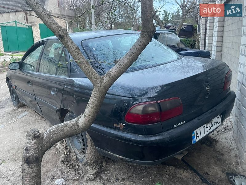 Седан Opel Omega 1995 в Вітовському районі