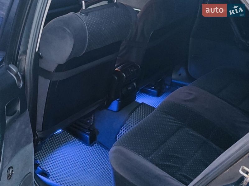 Седан Opel Omega 1999 в Запоріжжі