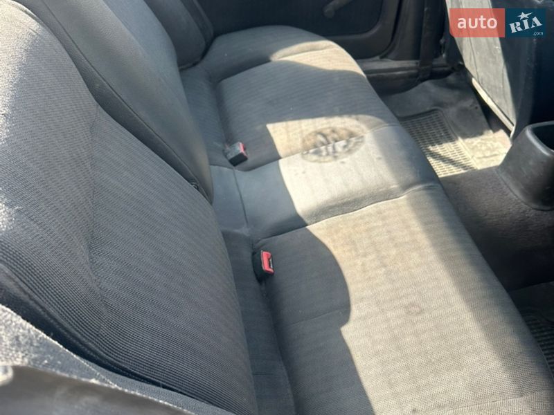 Седан Opel Omega 1989 в Хмельницькому