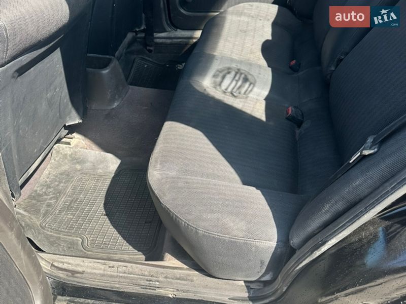 Седан Opel Omega 1989 в Хмельницькому