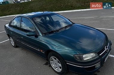 Седан Opel Omega 1996 в Виннице