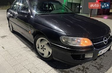 Седан Opel Omega 1997 в Львове
