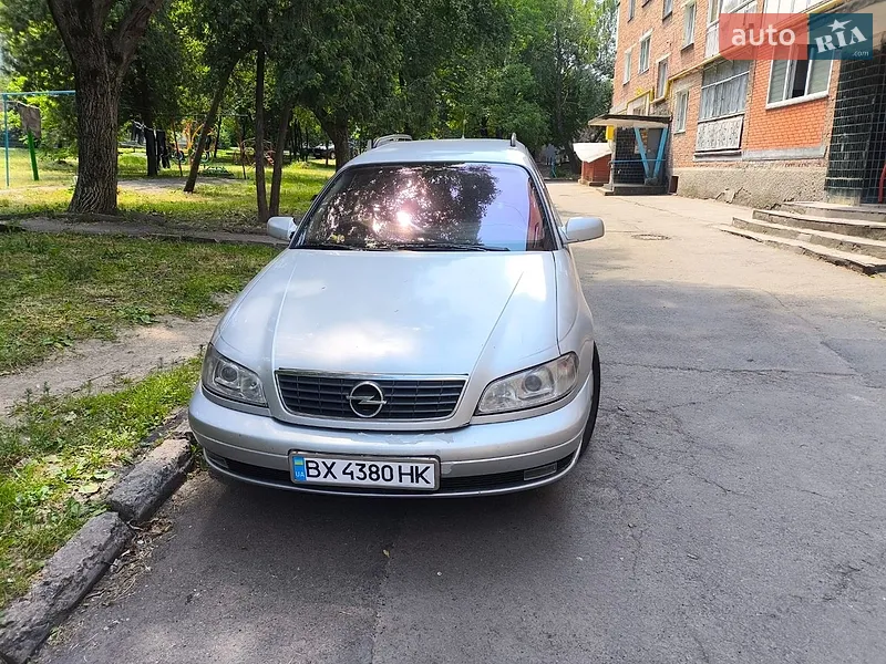 Opel Omega 2002