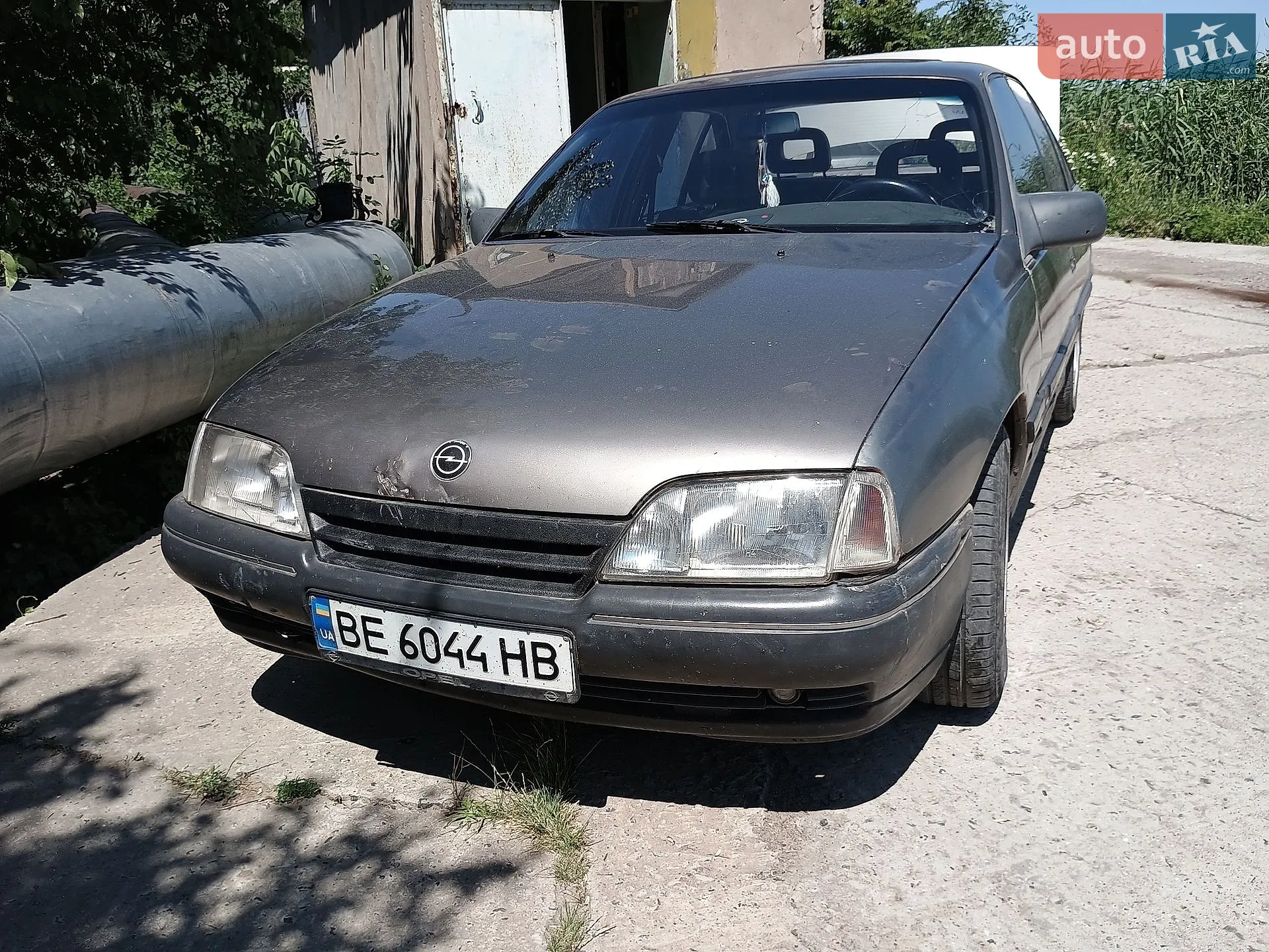 Opel Omega 1989 VIN W0L000017K1010783 фото оголошення 3 з 16