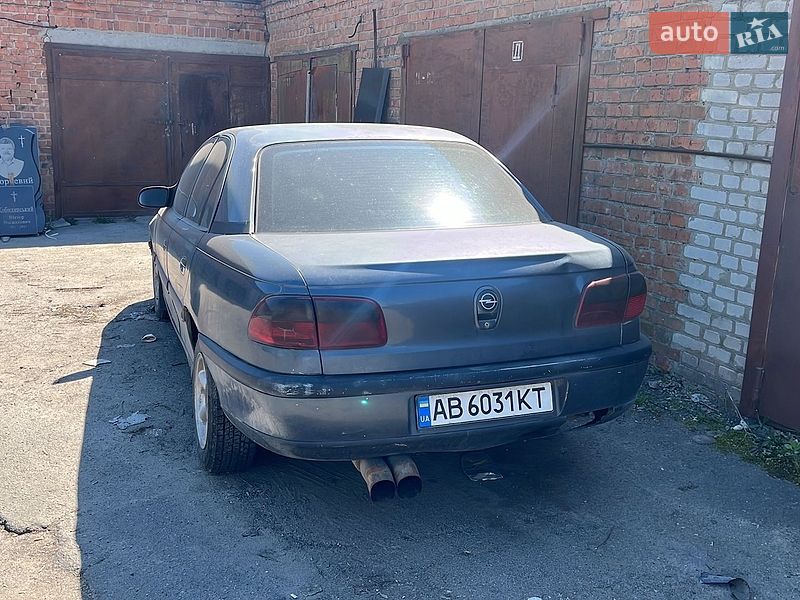 Opel Omega, фото з оголошення