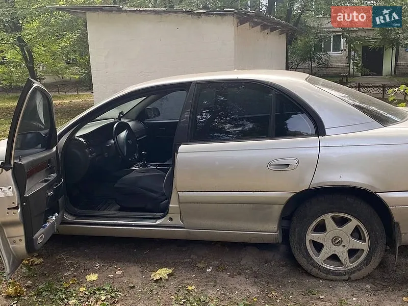 Opel Omega