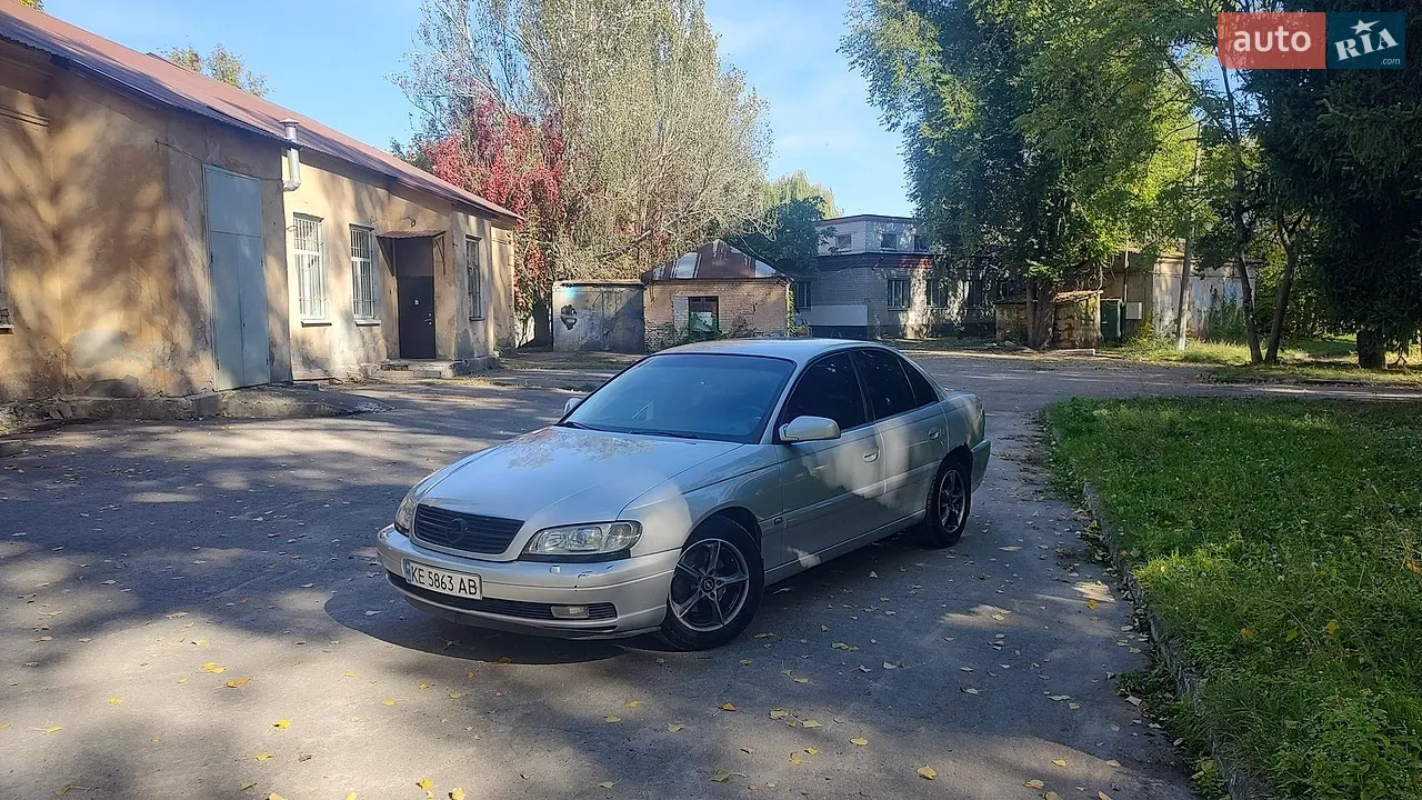 Opel Omega 2001