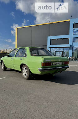 Седан Opel Rekord 1979 в Вишневом