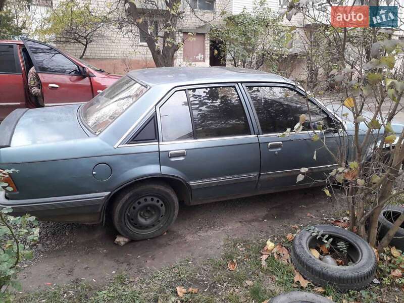 Седан Opel Rekord 1986 в Черновцах фото 3 Седан Opel Rekord 1986 в Черновцах
