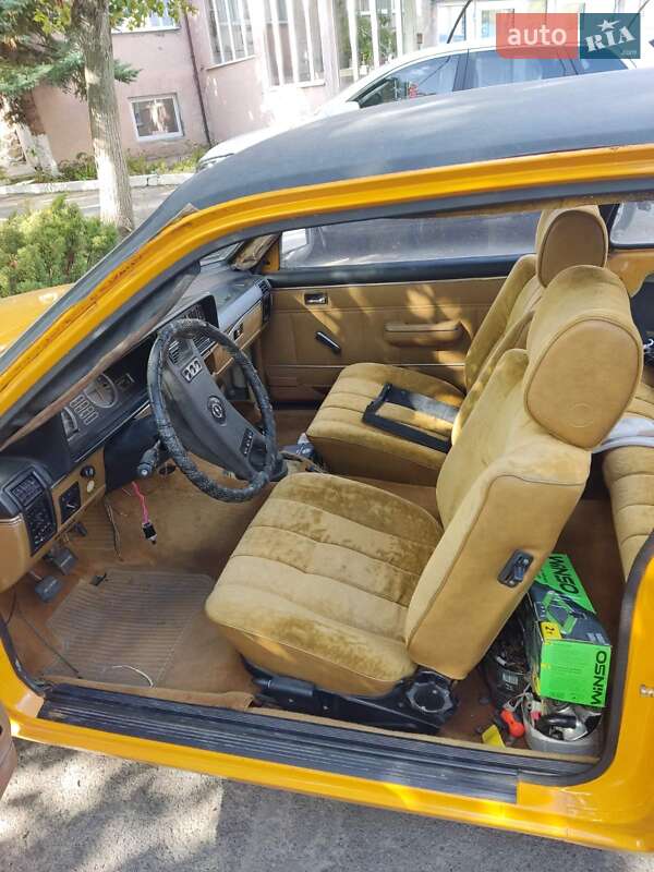 Купе Opel Rekord 1977 в Ровно фото 5 Купе Opel Rekord 1977 в Ровно