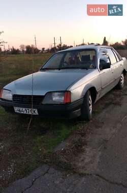 Седан Opel Rekord 1984 в Кременчуці