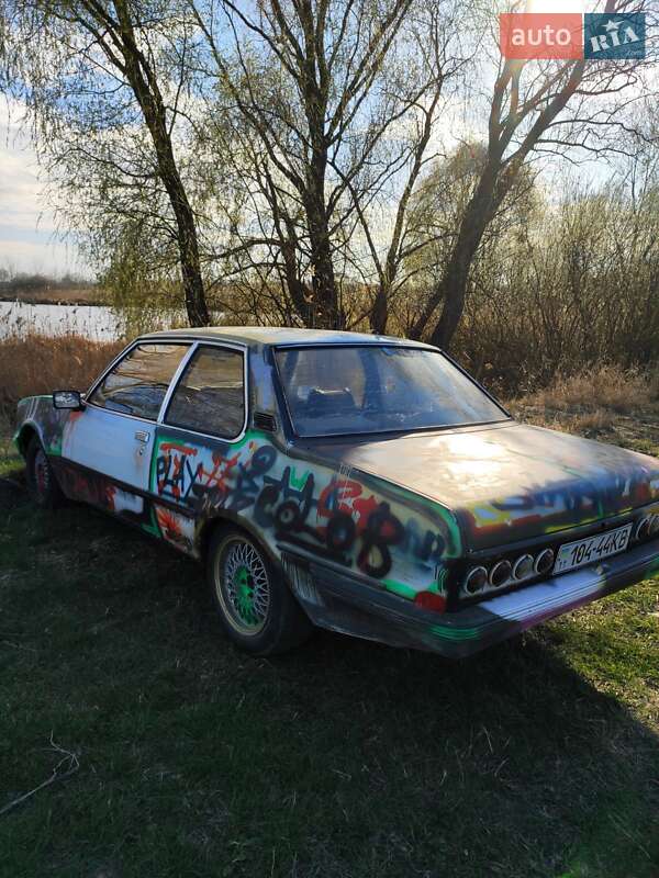 Седан Opel Rekord 1977 в Києві