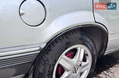 Седан Opel Rekord 1985 в Харкові