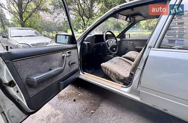 Седан Opel Rekord 1985 в Харкові