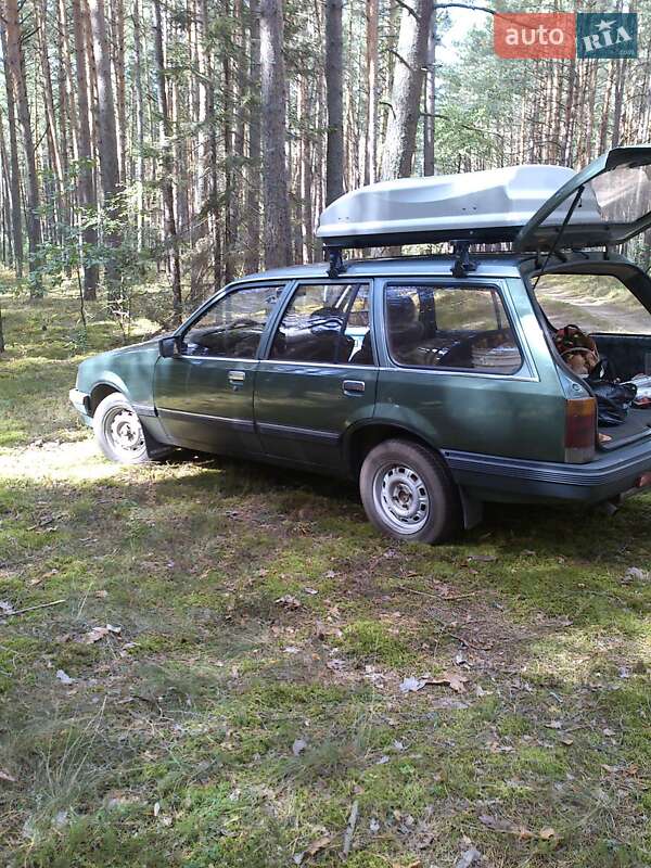 Универсал Opel Rekord 1986 в Луцке