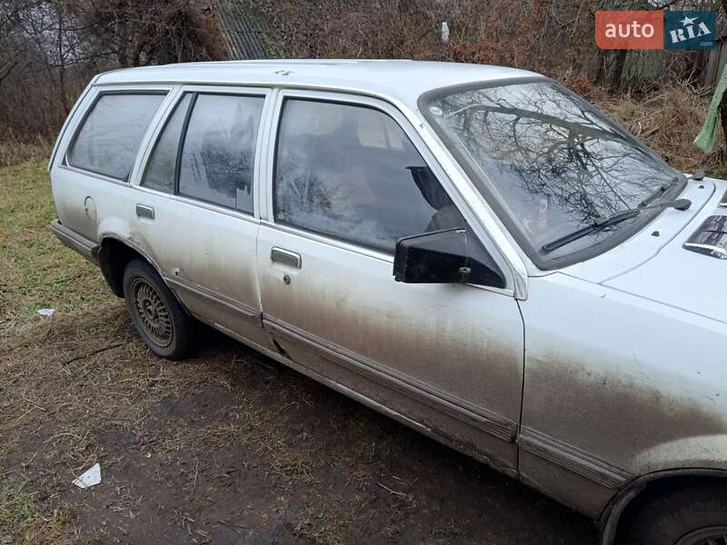 Універсал Opel Rekord 1986 в Конотопі