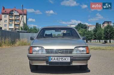 Седан Opel Rekord 1986 в Коломые
