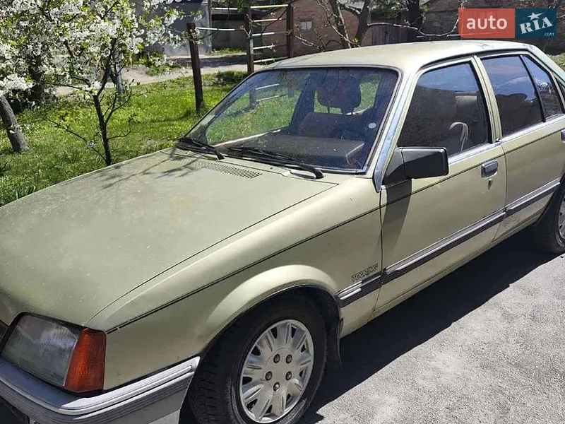 Opel Rekord 1986