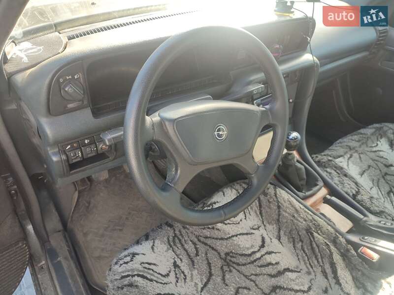 Седан Opel Senator 1988 в Запорожье