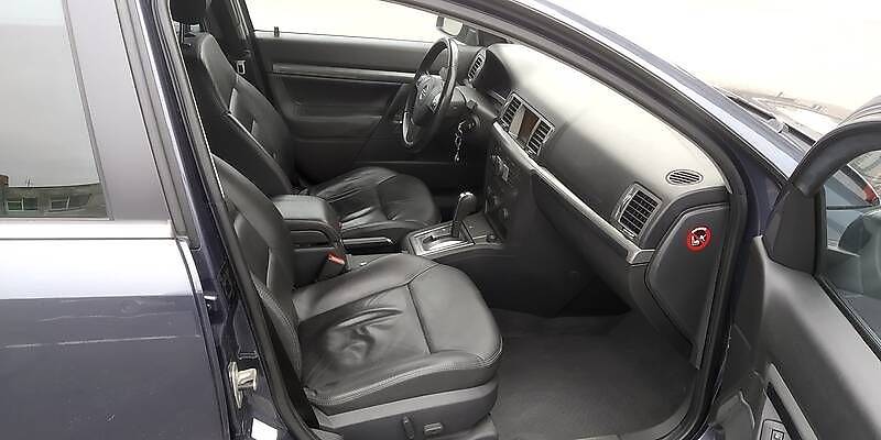 Хэтчбек Opel Signum 2007 в Золотоноше фото 13 Хэтчбек Opel Signum 2007 в Золотоноше