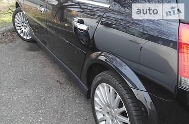 Хэтчбек Opel Signum 2005 в 