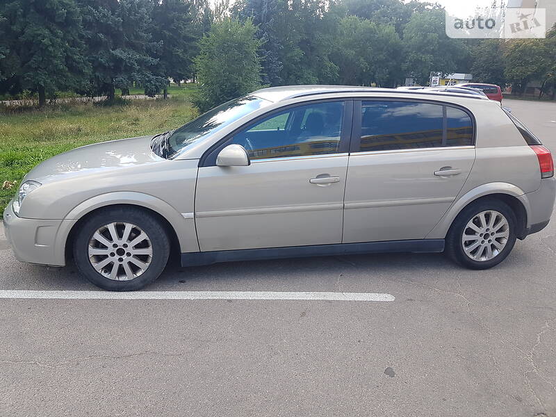 Хетчбек Opel Signum 2005 в Кропивницькому