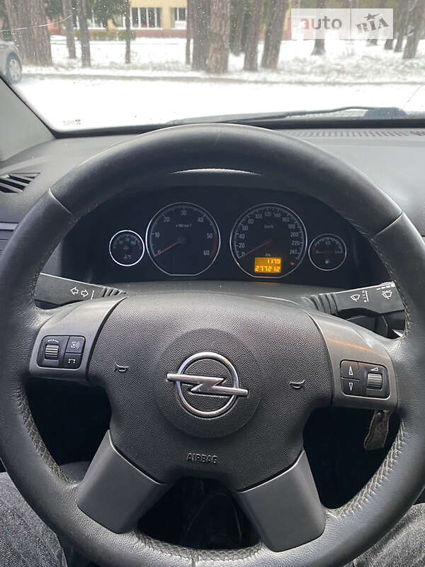 Хетчбек Opel Signum 2005 в Славуті фото 10 Хетчбек Opel Signum 2005 в Славуті