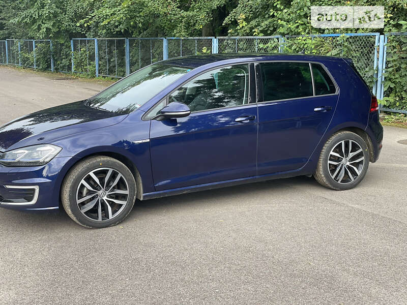 Хетчбек Opel Signum 2006 в Львові