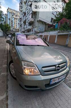 Хэтчбек Opel Signum 2003 в Одессе