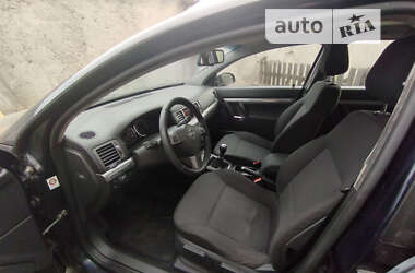 Хетчбек Opel Signum 2006 в Житомирі