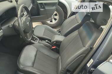 Хэтчбек Opel Signum 2007 в Киеве