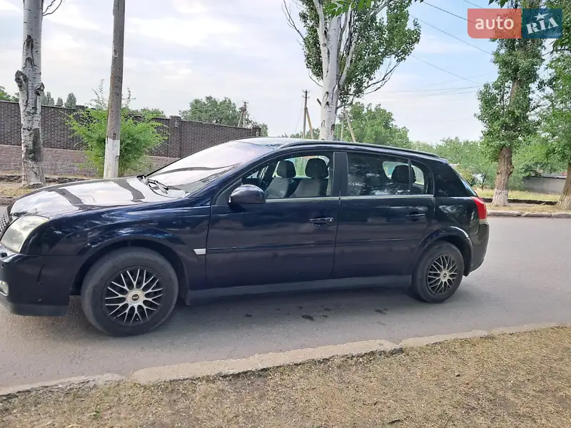 Opel Signum 2004