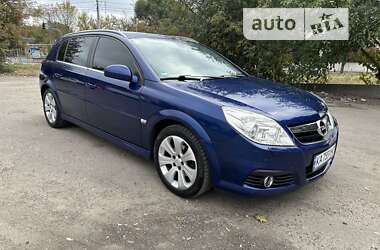 Хэтчбек Opel Signum 2005 в Киеве