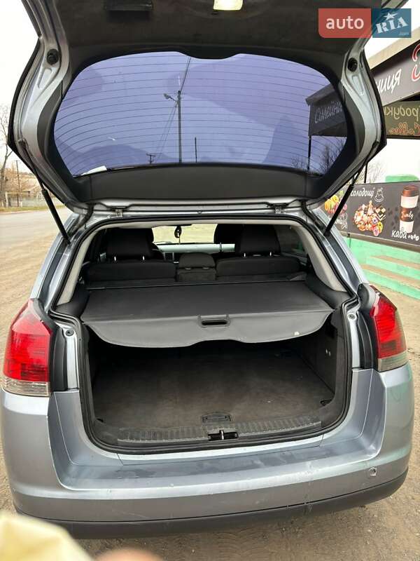 Хэтчбек Opel Signum 2003 в Кривом Роге