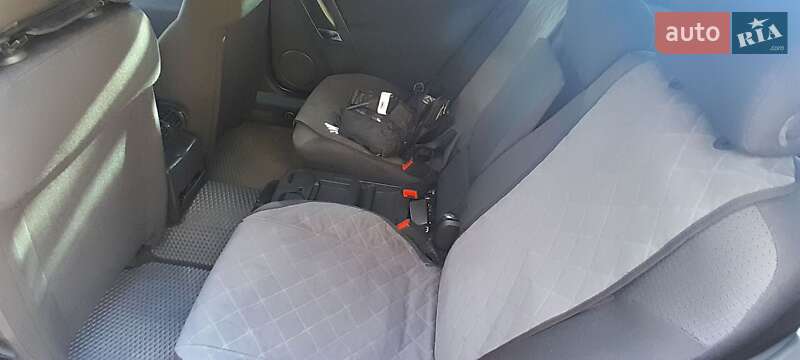 Хэтчбек Opel Signum 2005 в Николаеве